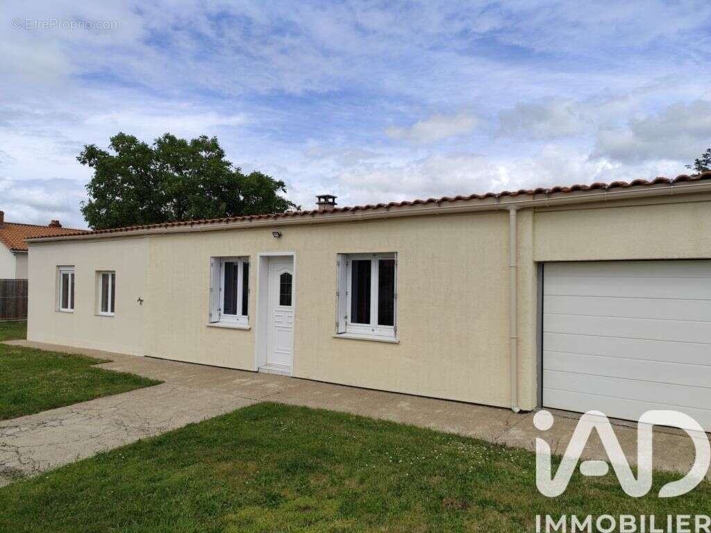 Photo 2 - Maison à AIZENAY