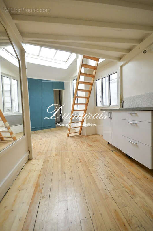 Appartement à PARIS-9E