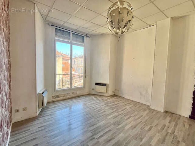 Appartement à MARSEILLE-16E
