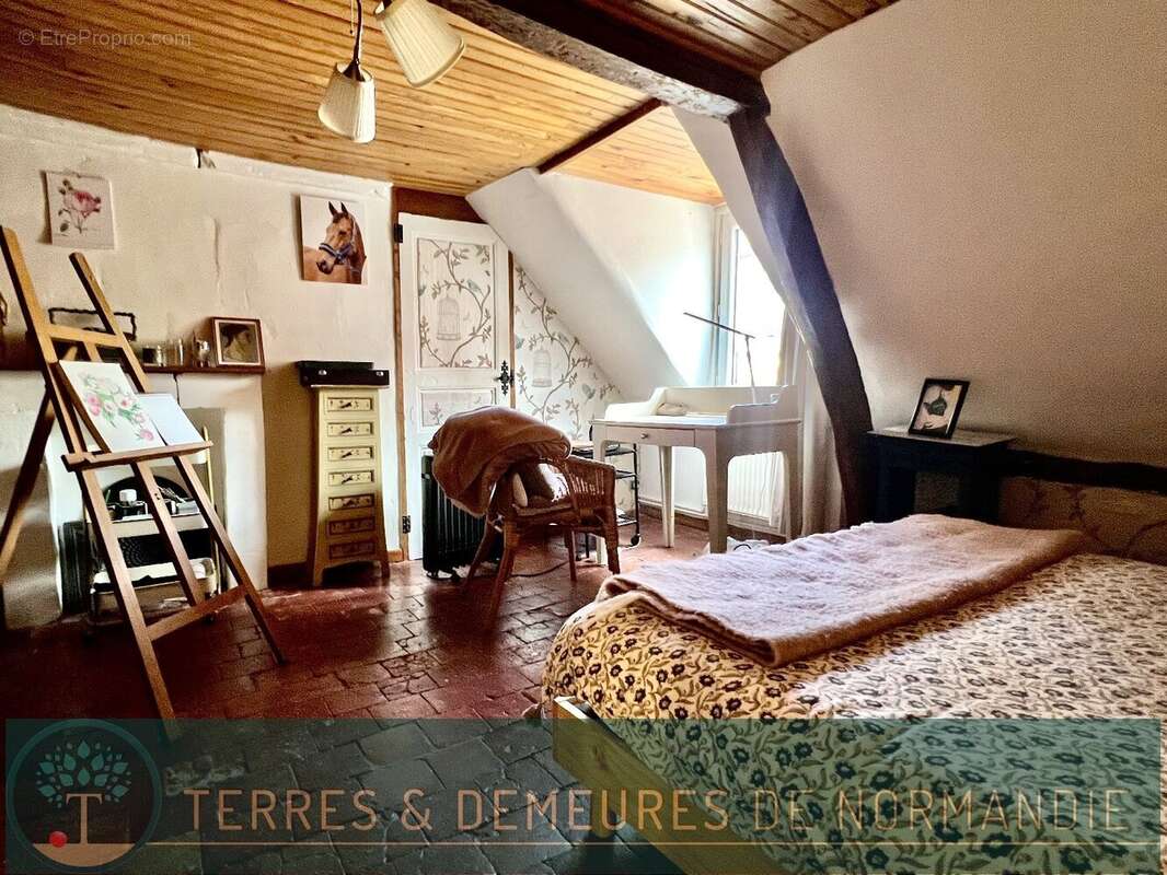 Maison à CORMEILLES