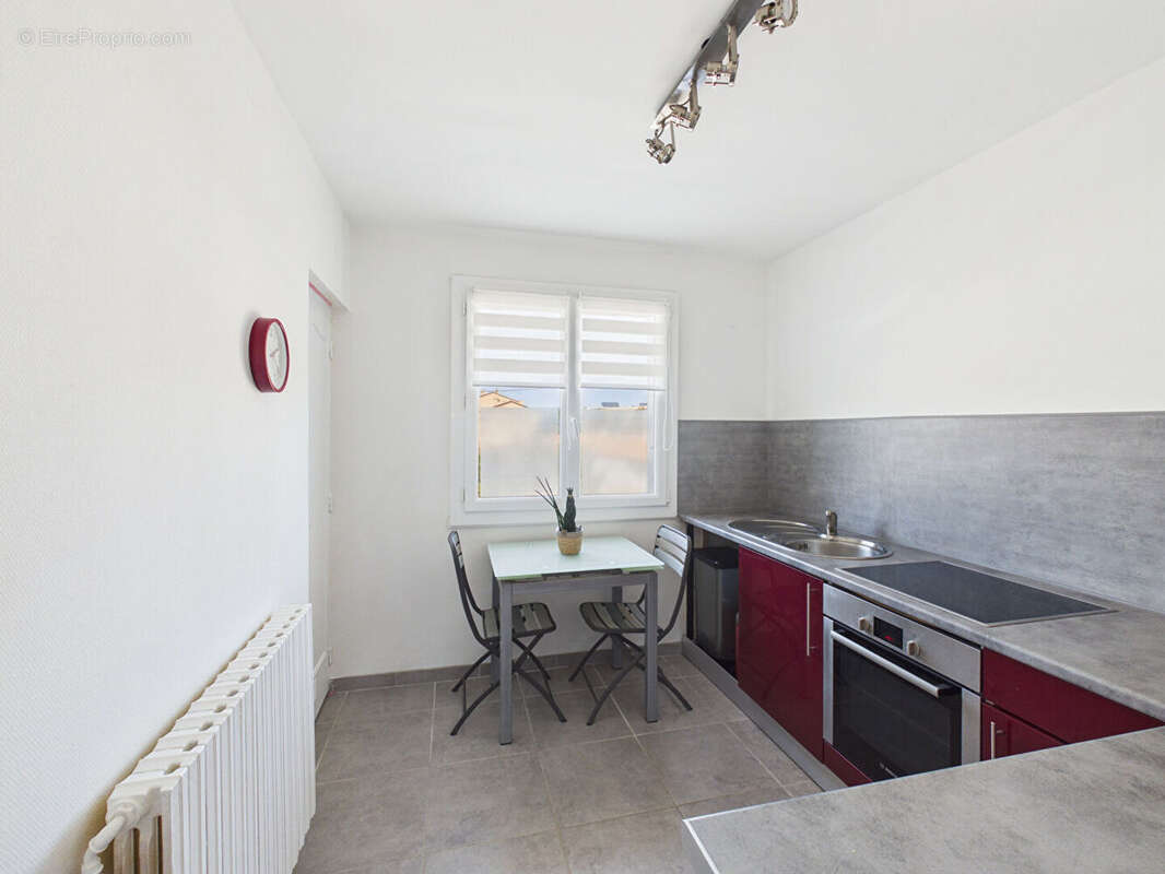 Appartement à BOURG-LES-VALENCE