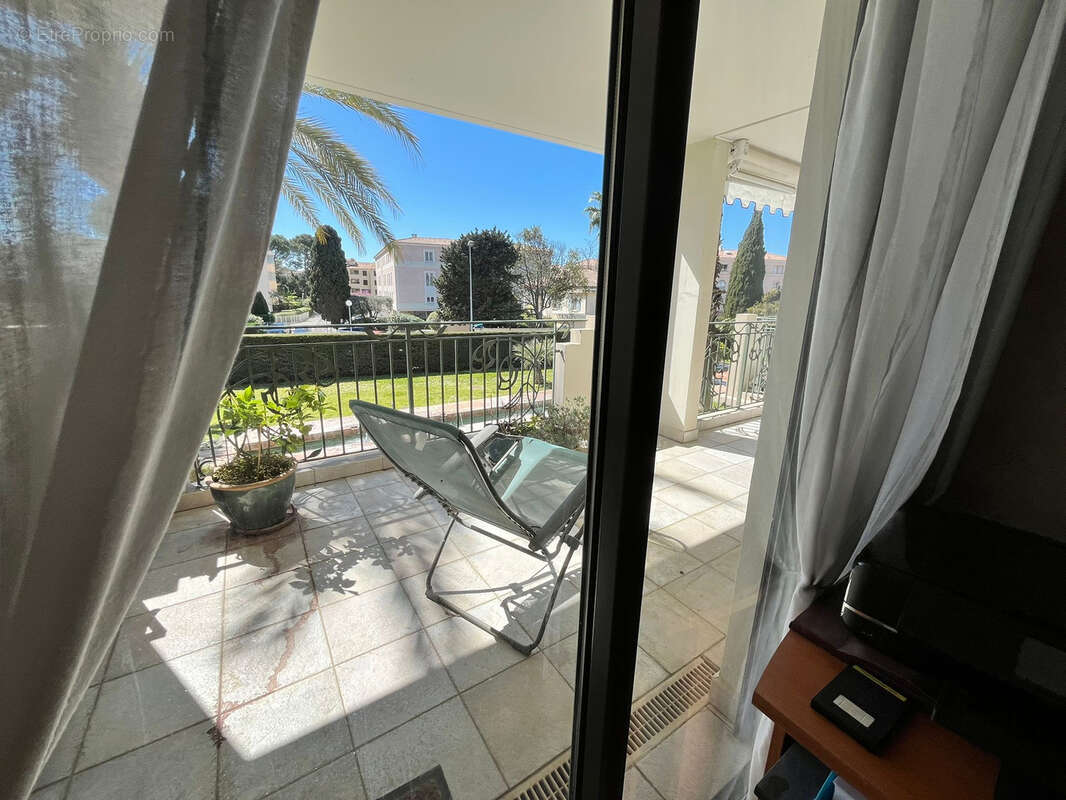 Appartement à SANARY-SUR-MER