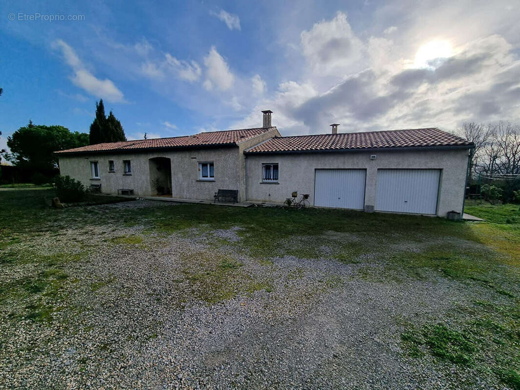 Maison à CAILHAU