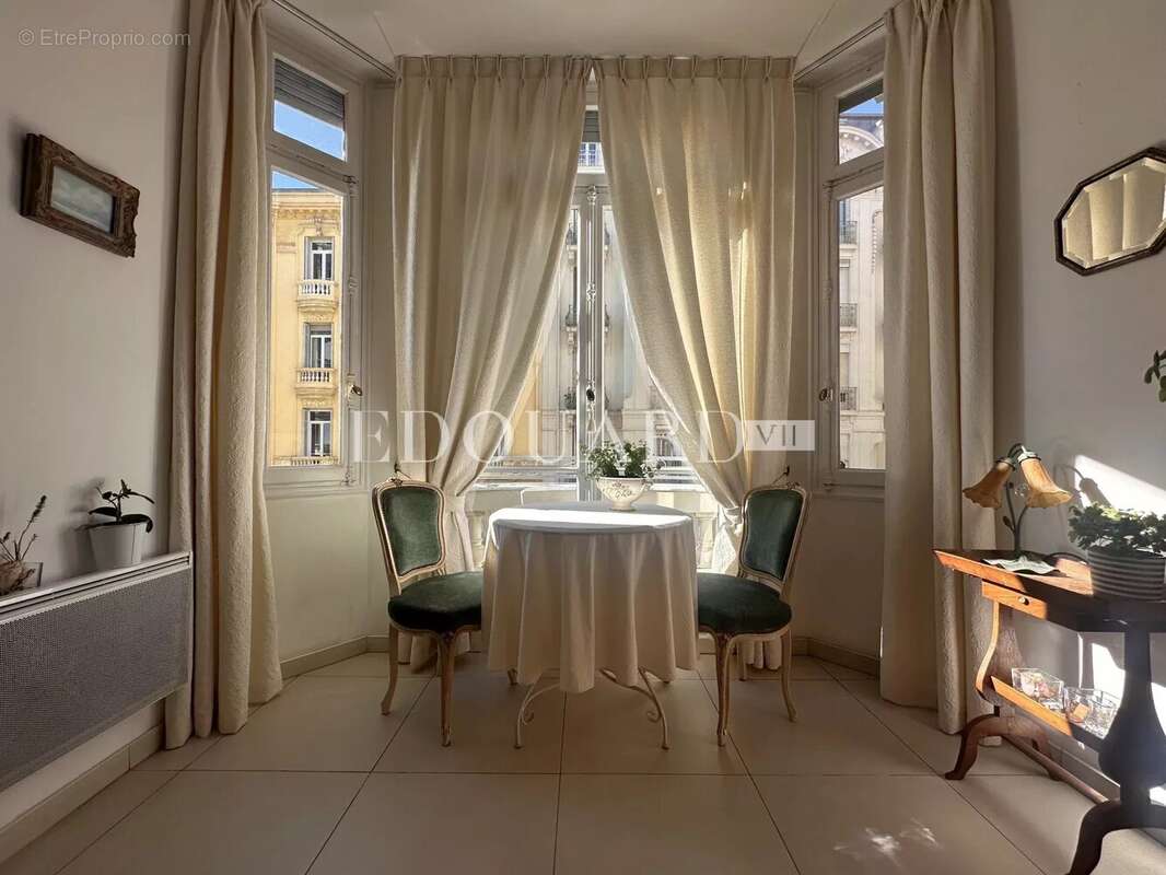 Appartement à MENTON