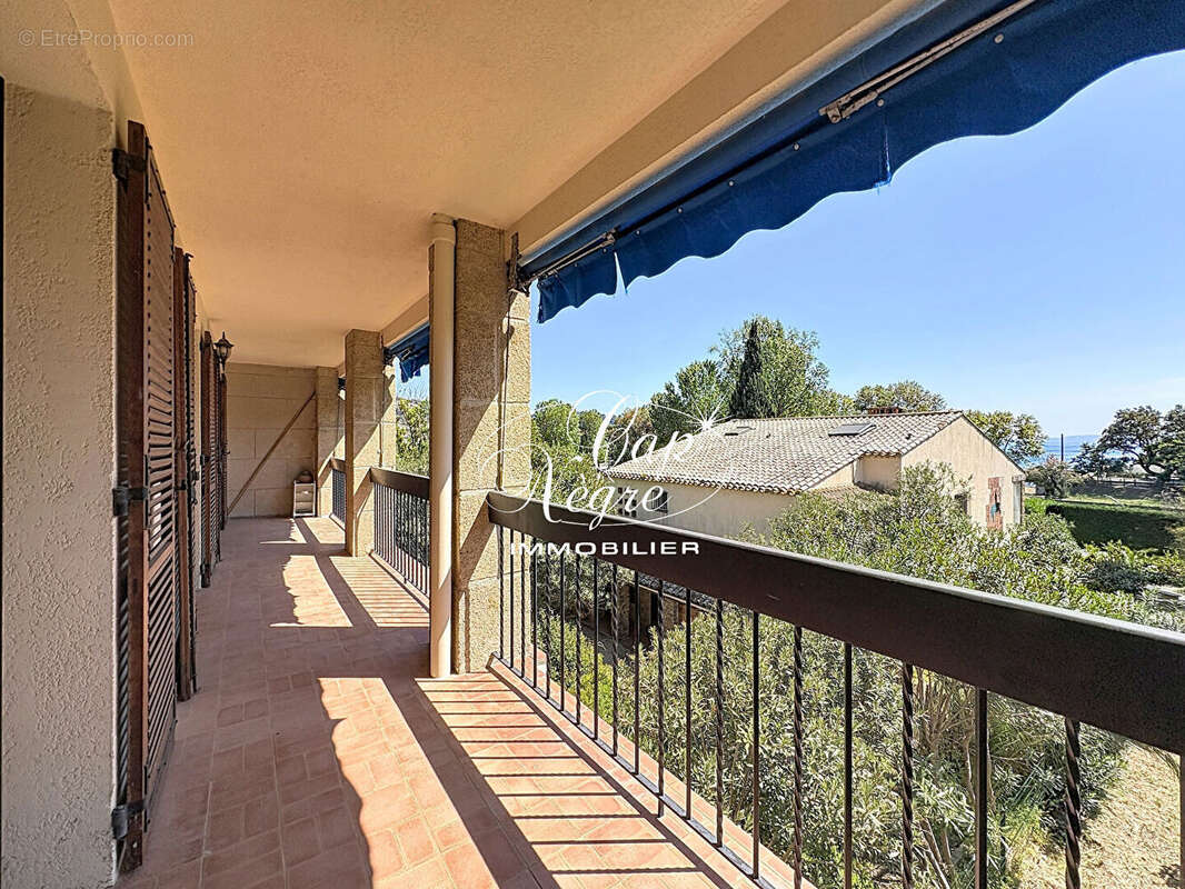 Appartement à LE LAVANDOU