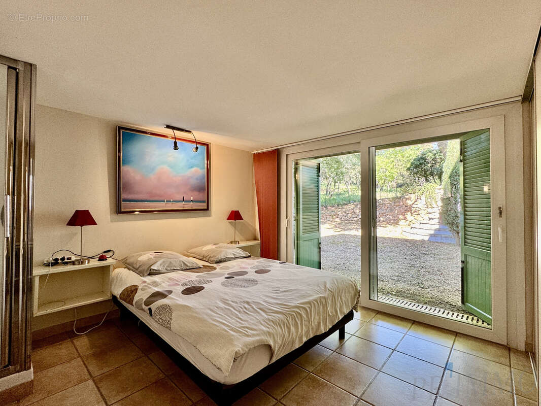 Maison à FREJUS