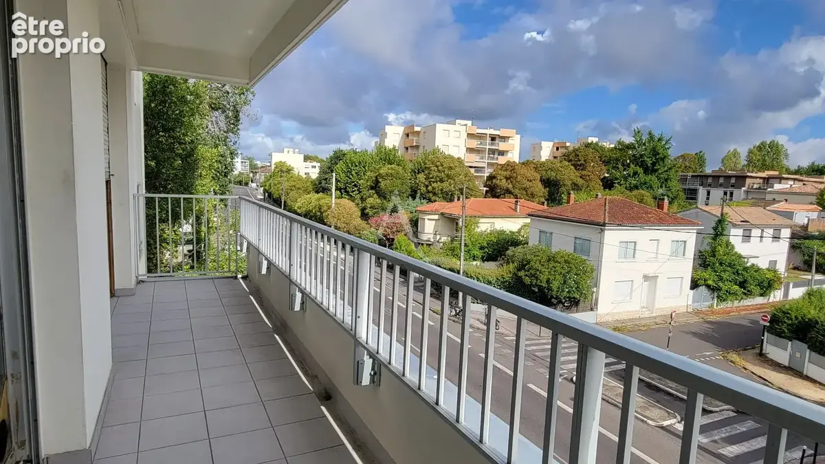 Appartement  4 pièces de 88 m2 avec balcons et box - photo 8