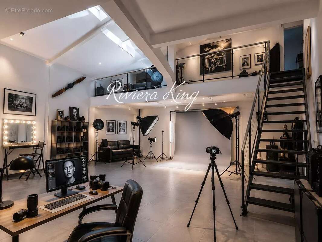 Murs commerciaux - Nice Port – Loft  esprit atelier et galerie - photo 3