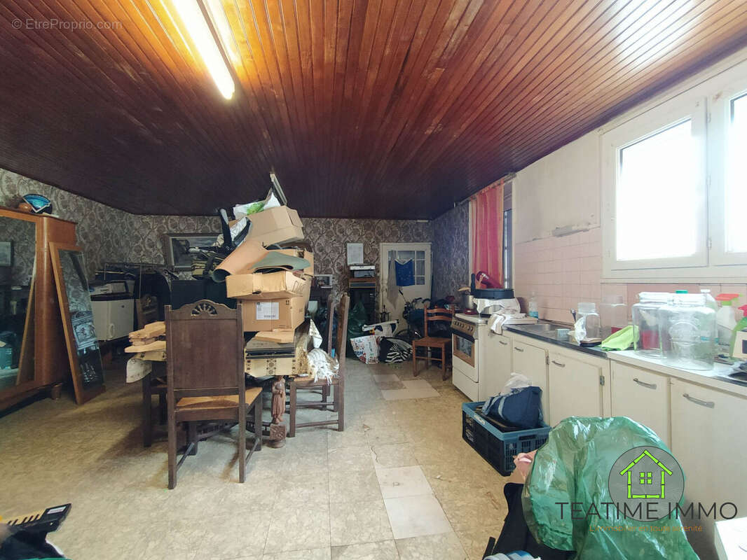 Maison à SAINT-THURIEN