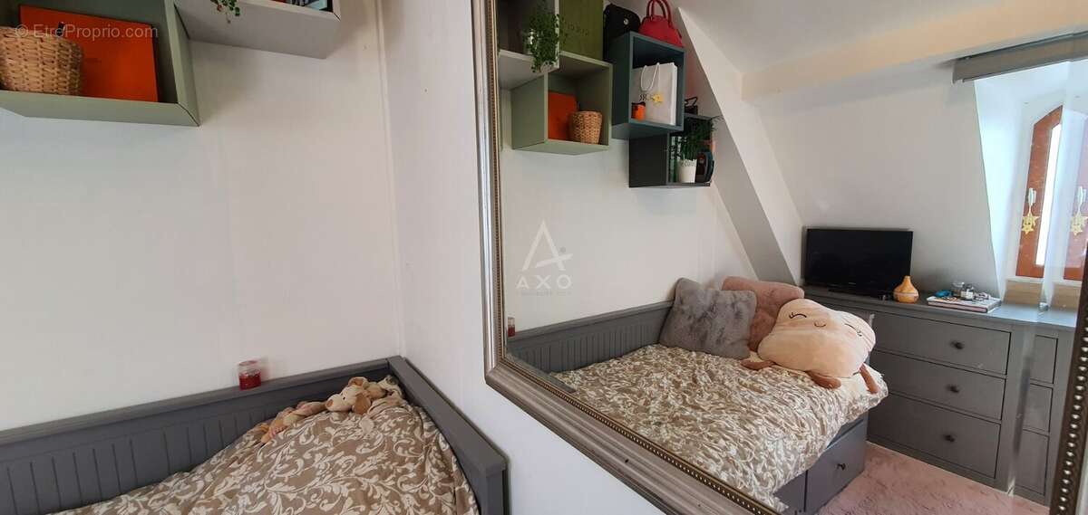 Appartement à PARIS-7E