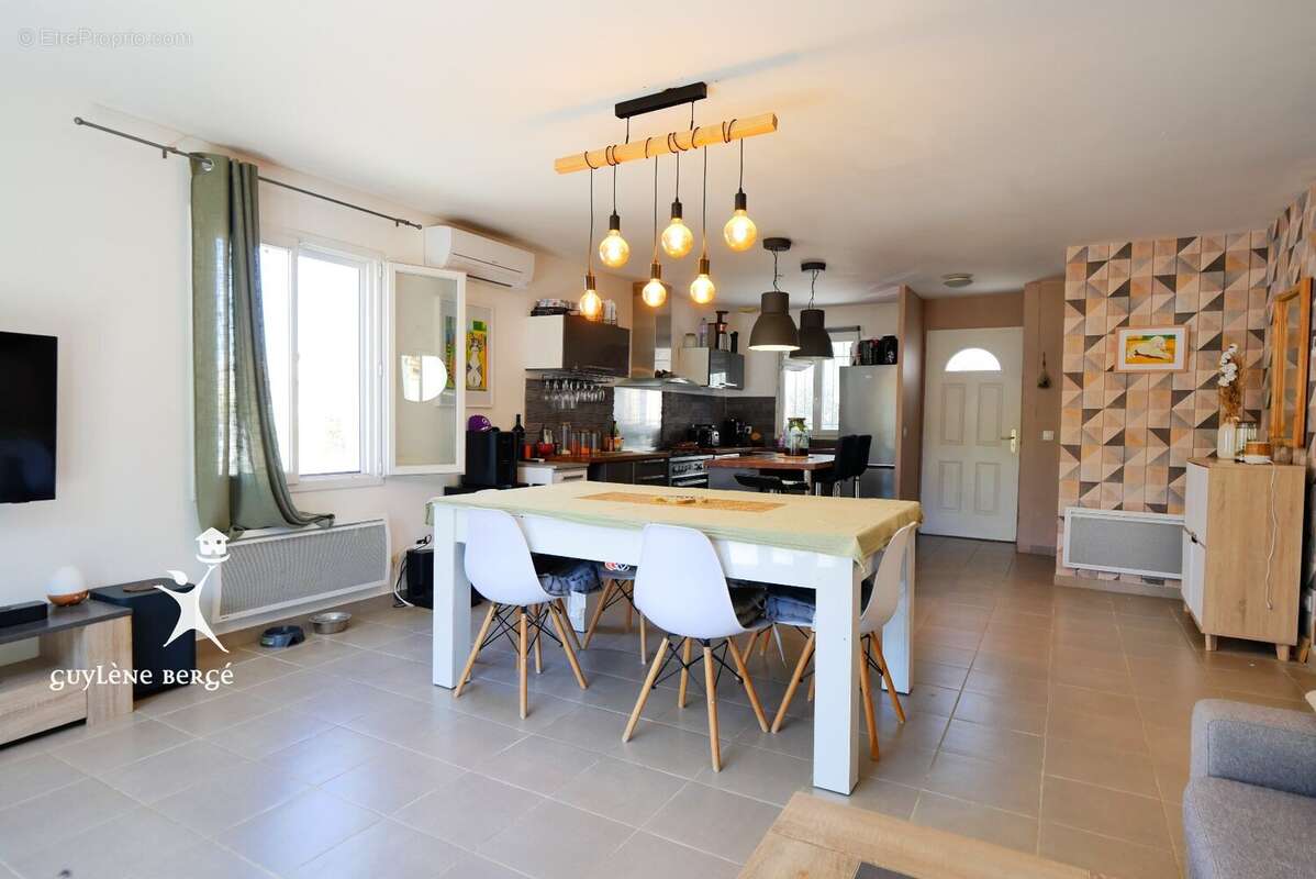 Maison à LE CAILAR