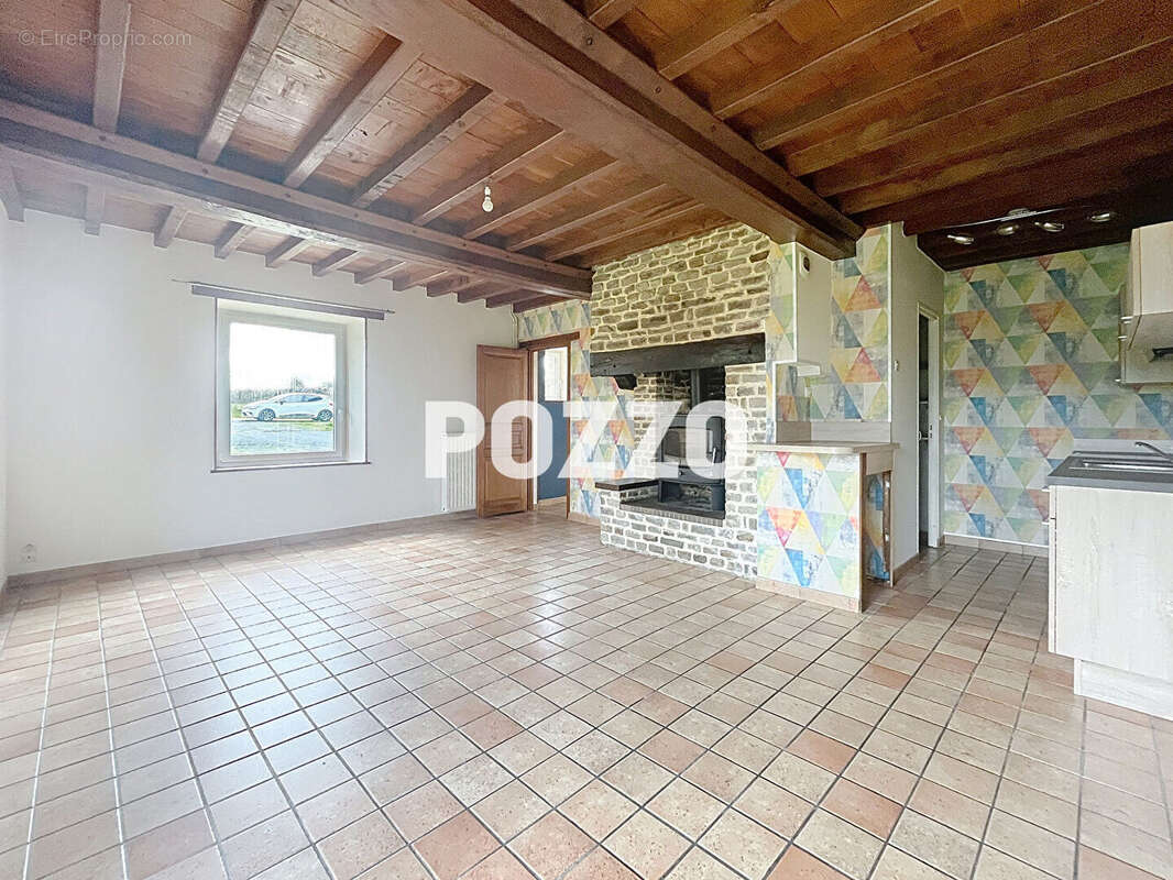 Maison à VASSY