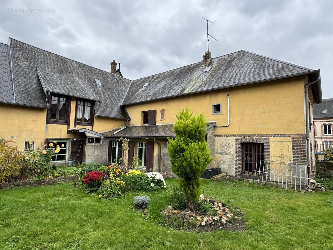 Maison à SAINT-EVROULT-NOTRE-DAME-DU-BOIS