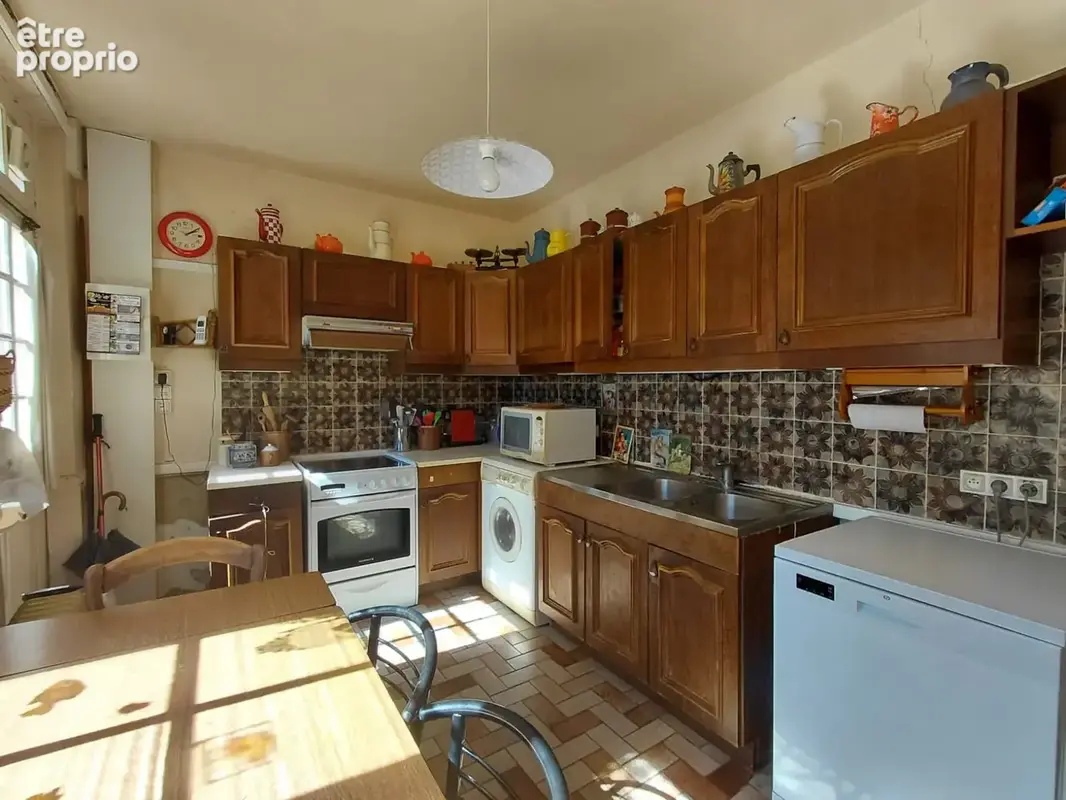 Maison 5 pièces 135 m² à vendre à La Poterie-Au-Perche (61190) - photo 2