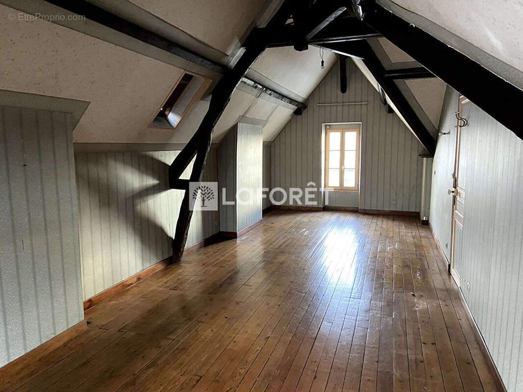 Maison à LES MUREAUX