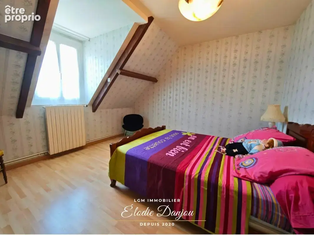 Maison familiale – 5 chambres – Double garage – Grand Jardin – Châteaudun, quartier Saint-Jean - photo 10