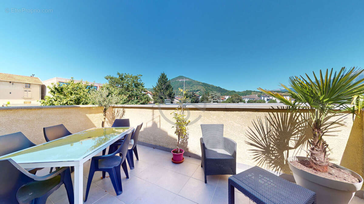 Appartement à VOIRON
