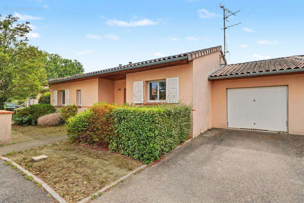 Maison 4 pièces 90 m² - Saint-Jory - Plain-pied avec jardin, garage et terrasse - photo 9