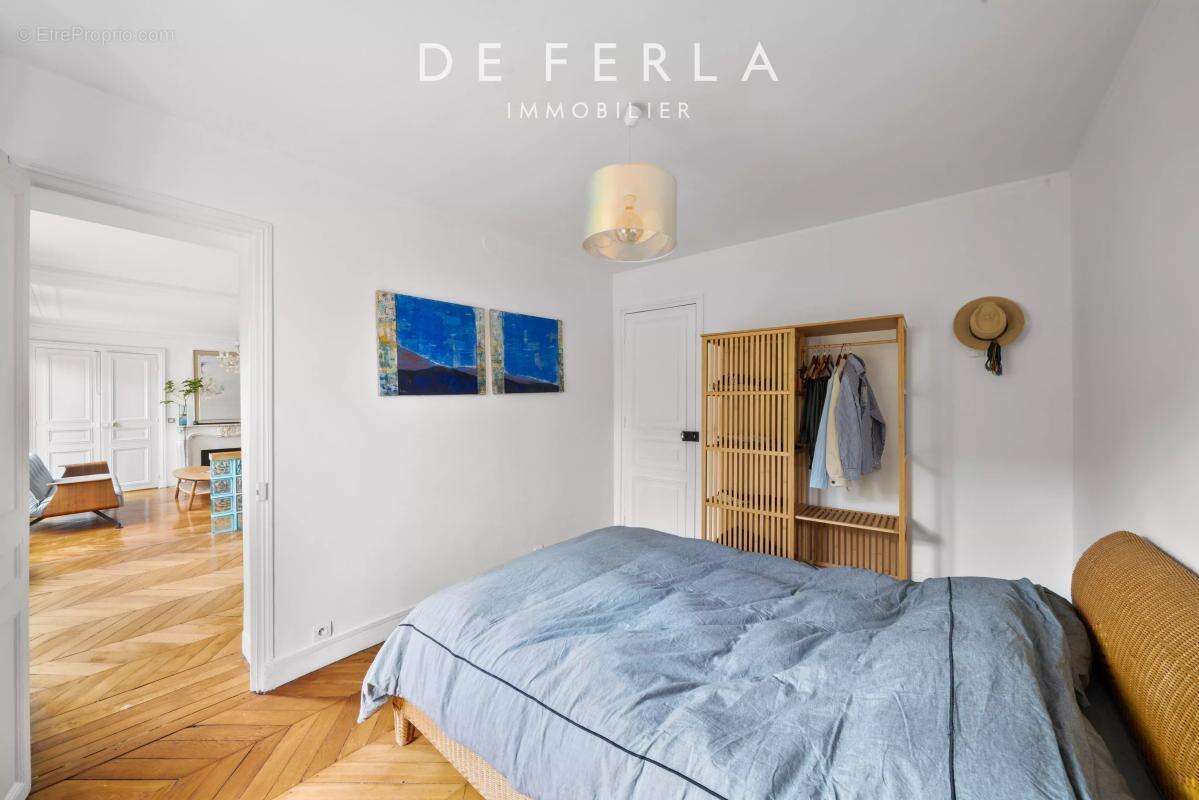 Appartement à PARIS-10E