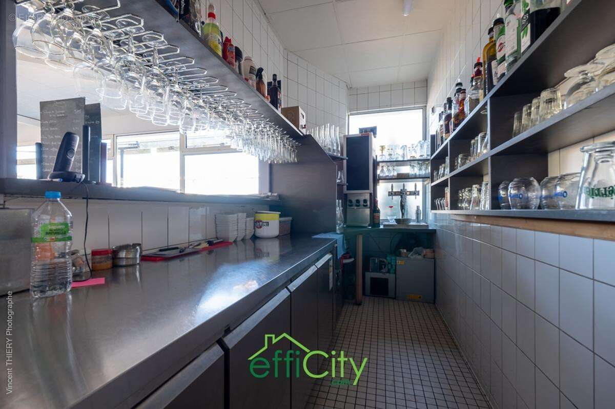 Commerce à SAINT-NABORD