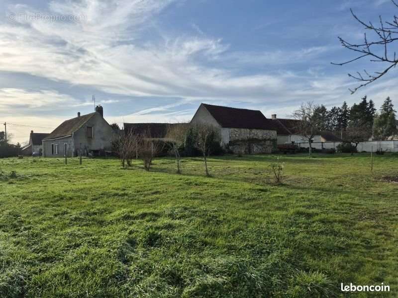 Maison à POULIGNY-SAINT-PIERRE