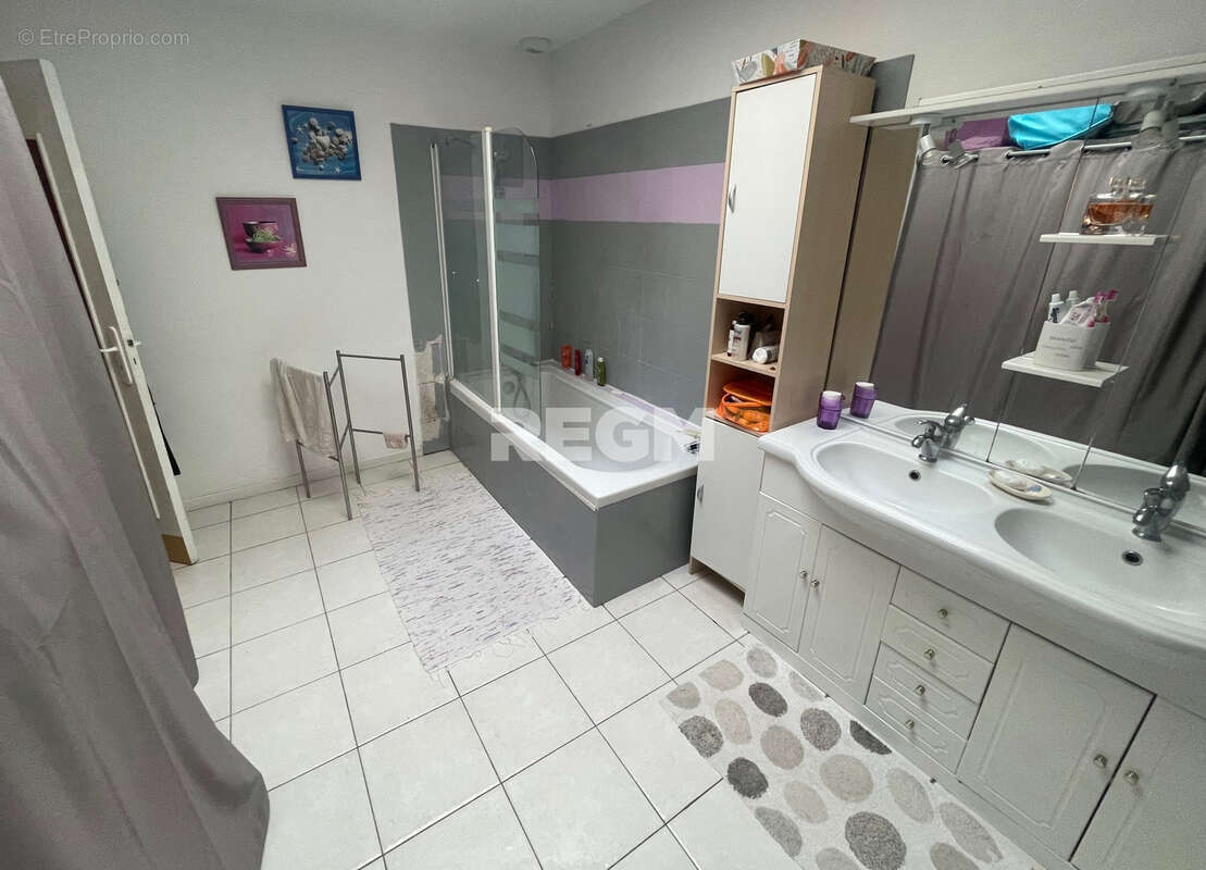 A vendre Hérault 34550 Bessan - proche Agde et mer - unique opportunité Maison 162 m2 en pierres entièrement rénovée type Longèr - photo 15