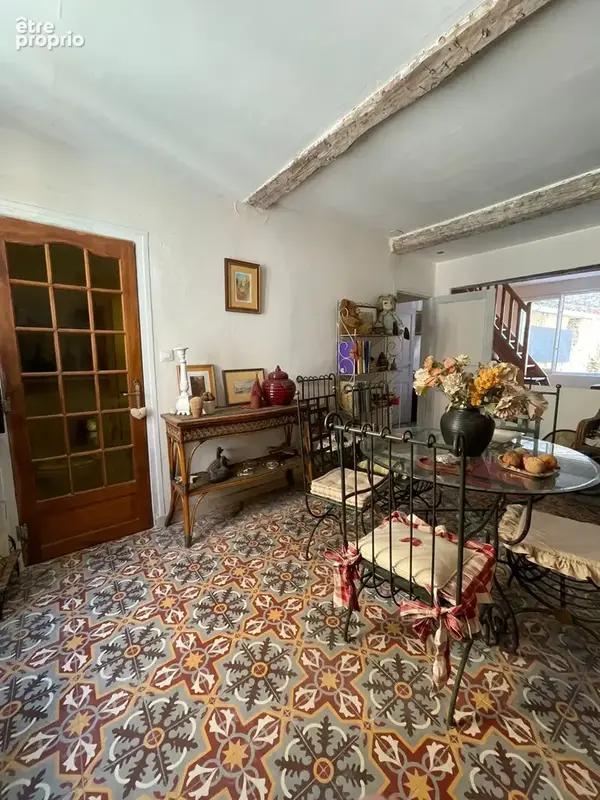 A vendre - maison de village renovee ded type 5 de 109 m2 avec garage et terrasses - photo 3