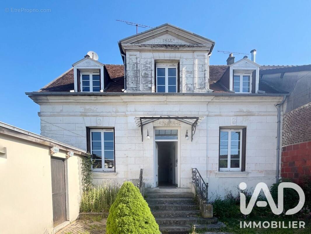 Photo 1 - Maison à BEAUVAIS