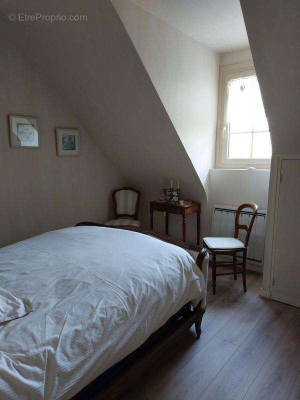 Maison à SAVIGNE-L'EVEQUE