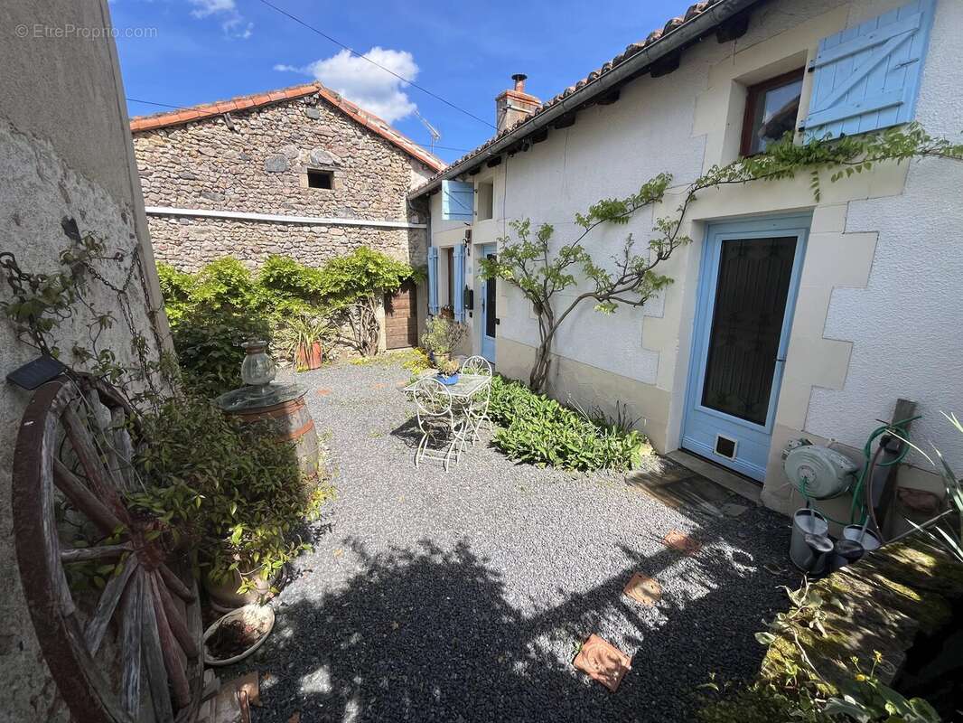 Superbe maison de campagne avec jardin et grange attenantes - photo 19