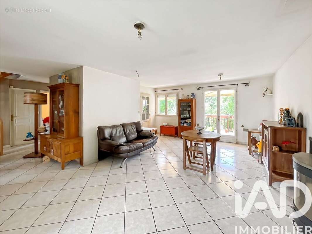 Photo 4 - Maison à MONTFERMEIL