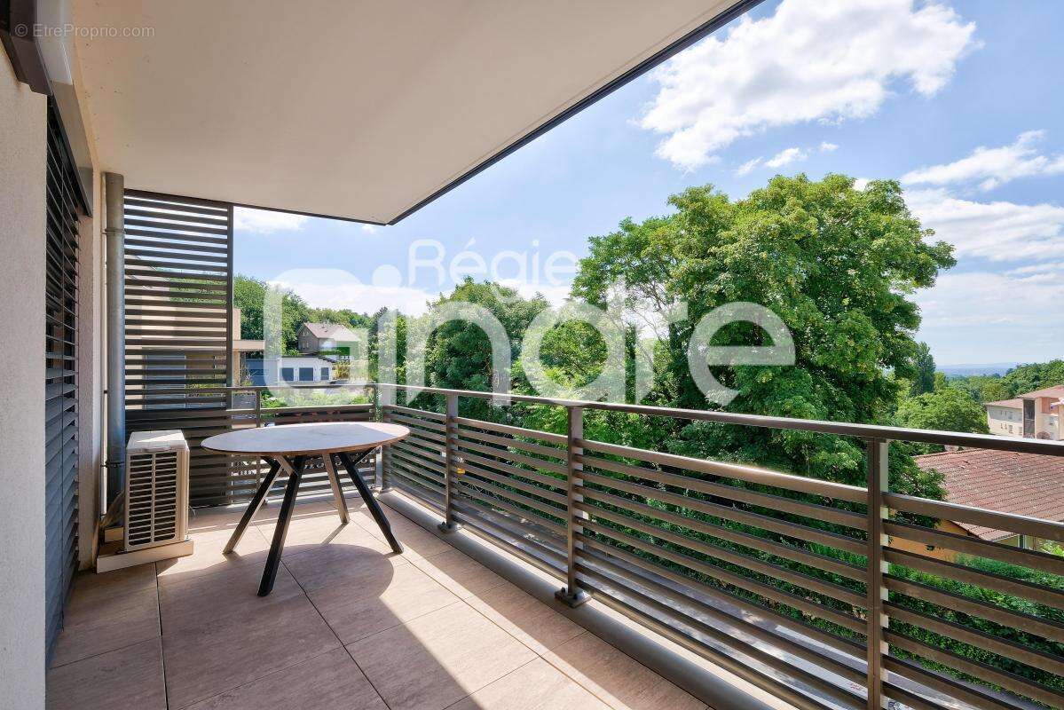 Appartement à LIMONEST