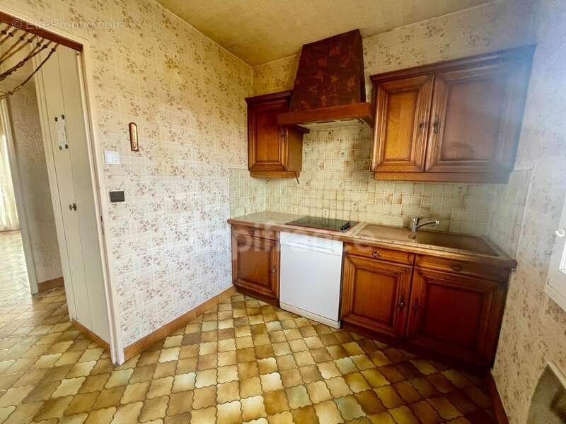 Maison à SAINT-LEU-D&#039;ESSERENT