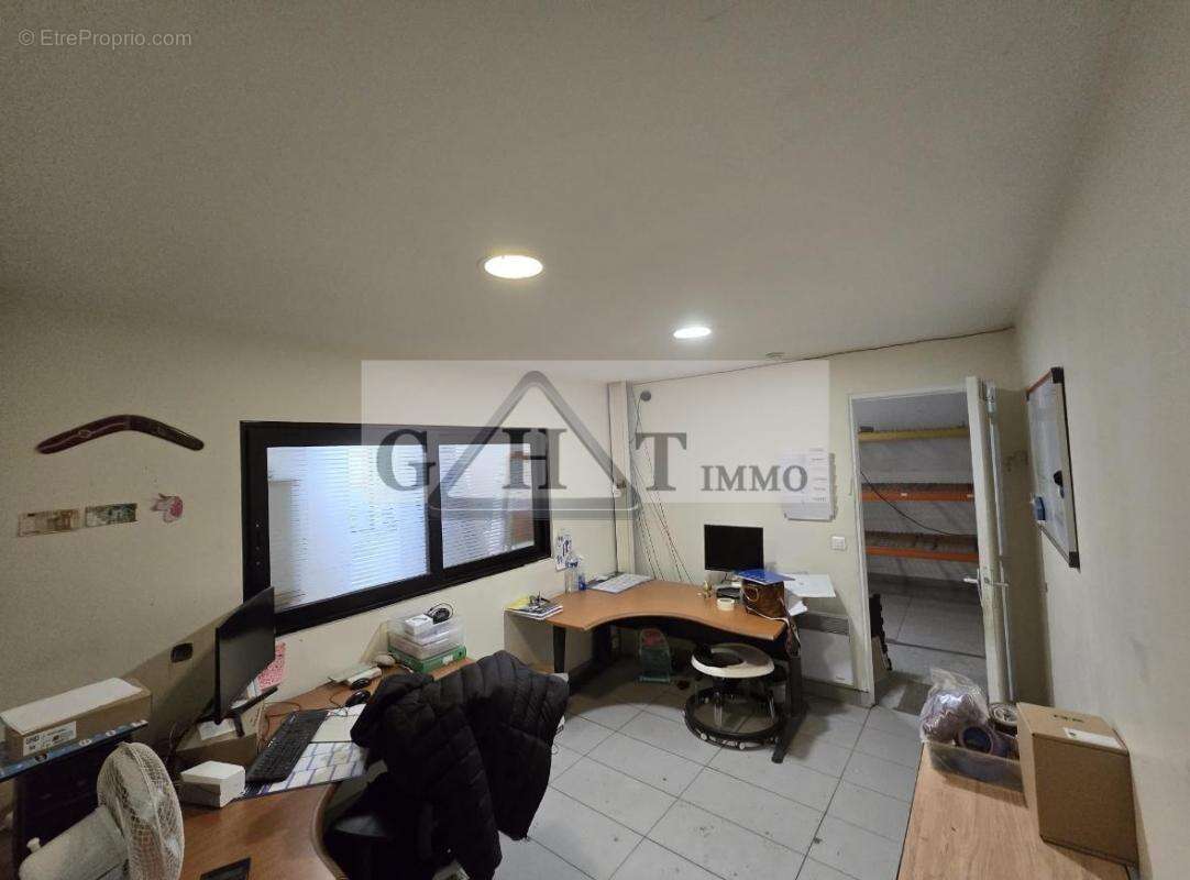 Commerce à BAGNOLET