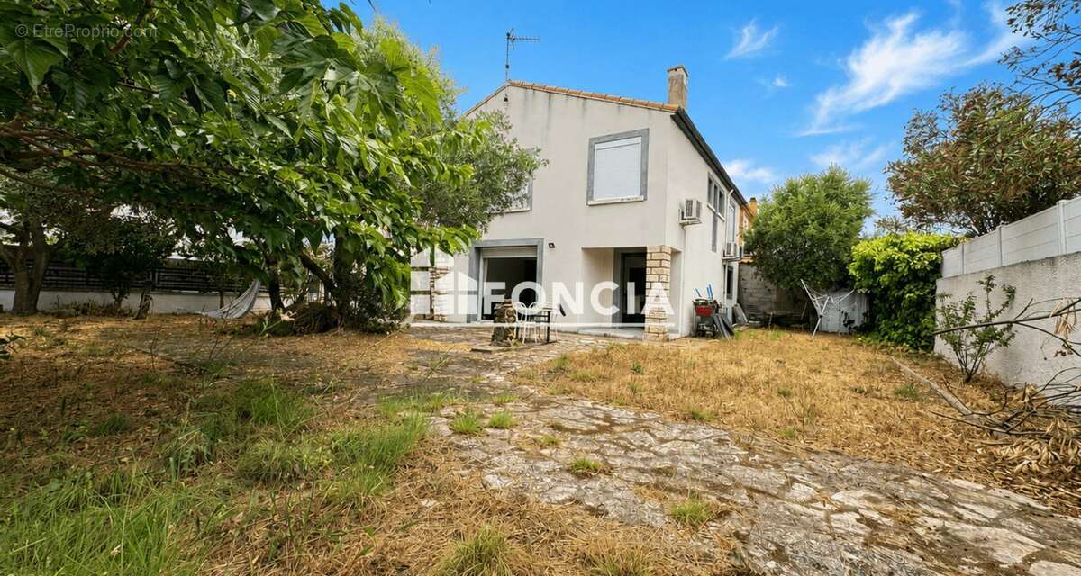 AGDE - Maison familiale – 4 pièces – Terrain de 502 m² - photo 12