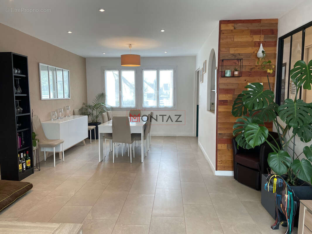 Maison à CHOISY-EN-BRIE