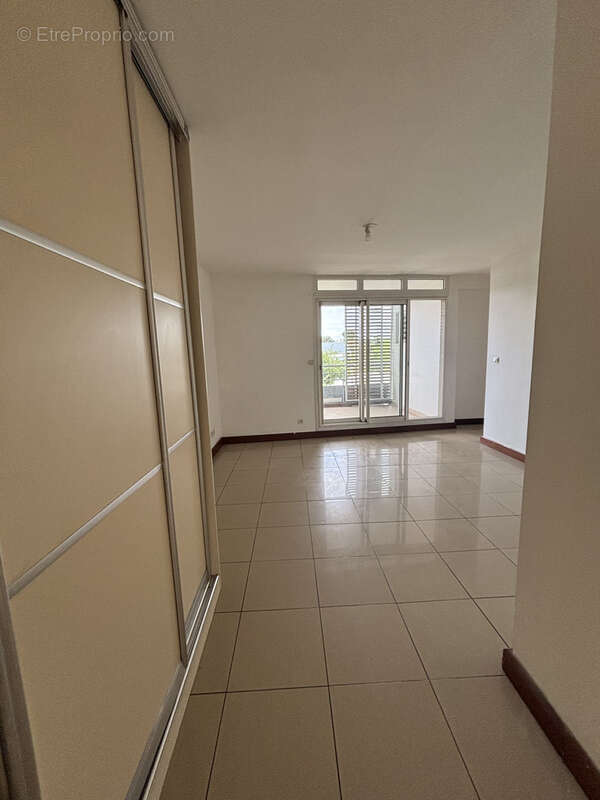 Appartement à SAINT-DENIS