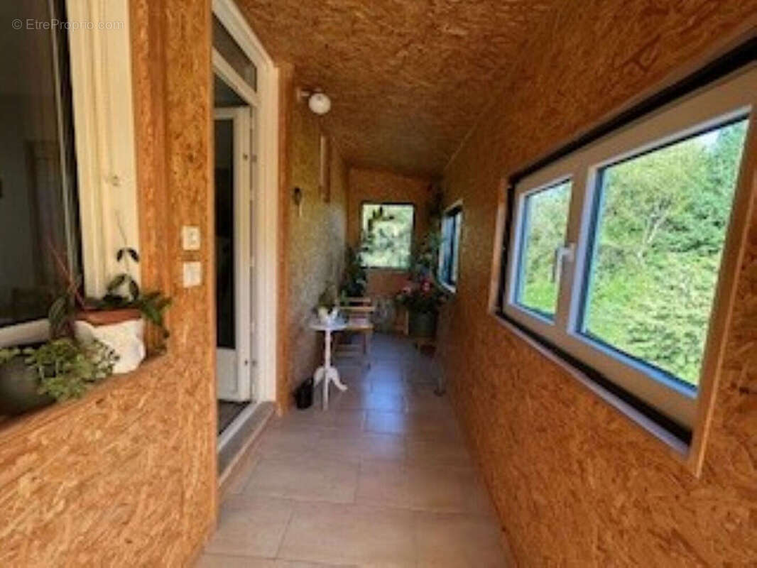 Maison à SAINT-SAUVEUR-EN-PUISAYE