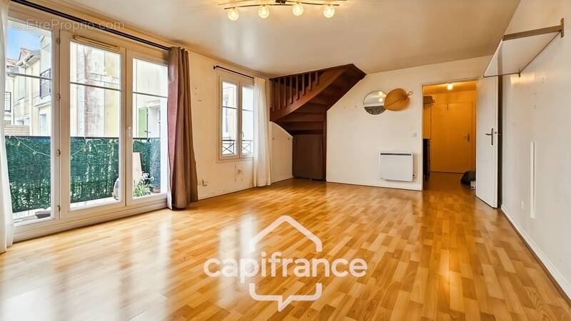 Appartement à BAILLY-ROMAINVILLIERS