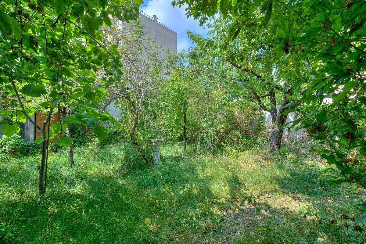 Maison à CHAMPIGNY-SUR-MARNE