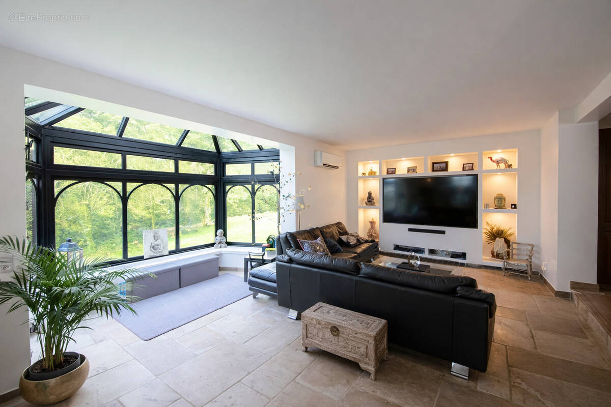 Maison à GRISY-SUISNES