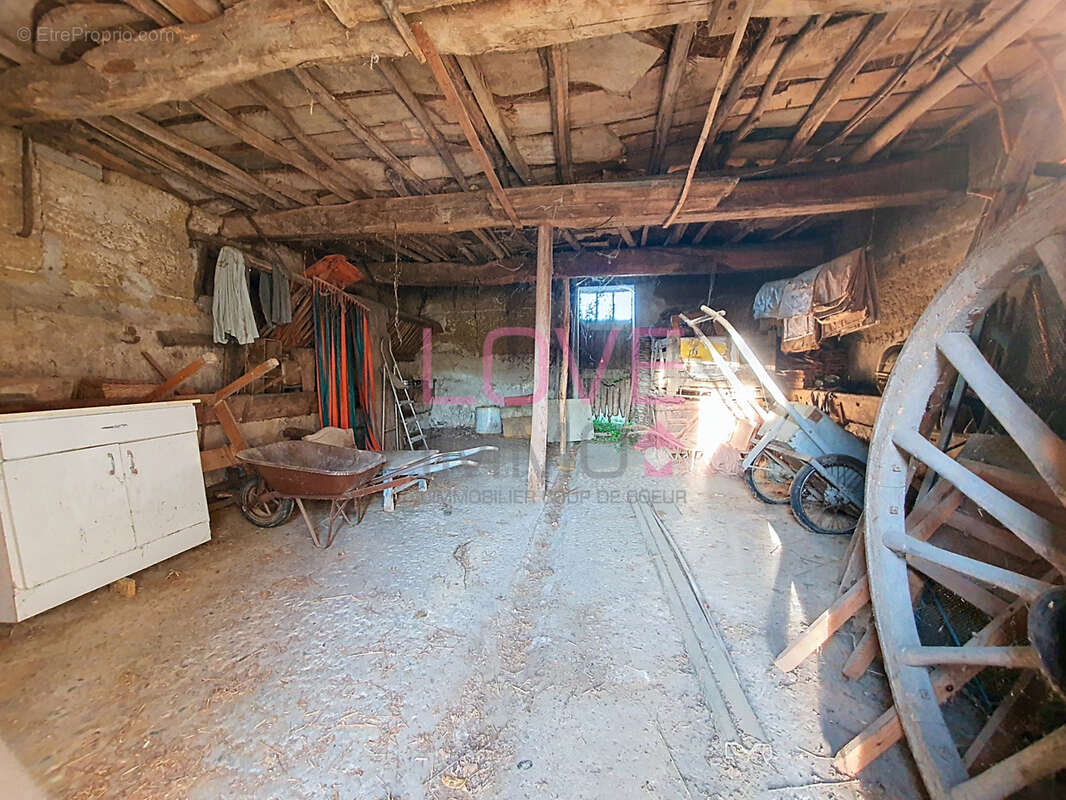 Maison à LA TOUR-DU-PIN