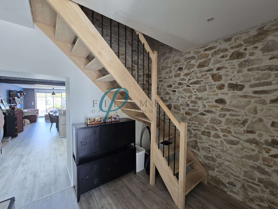 Maison de ville au coeur du bourg de Ligné - photo 5