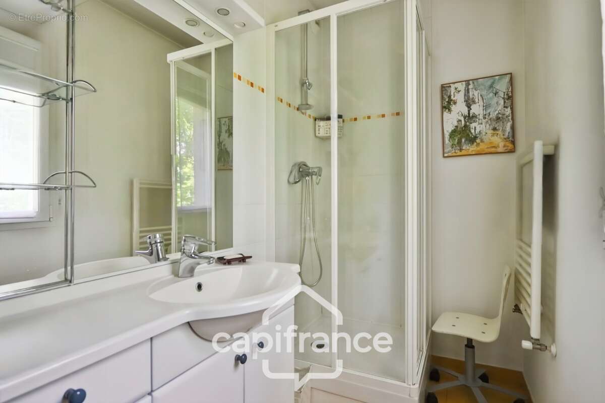 Maison familiale à vendre 7 pièces GARCHES (92) - photo 13