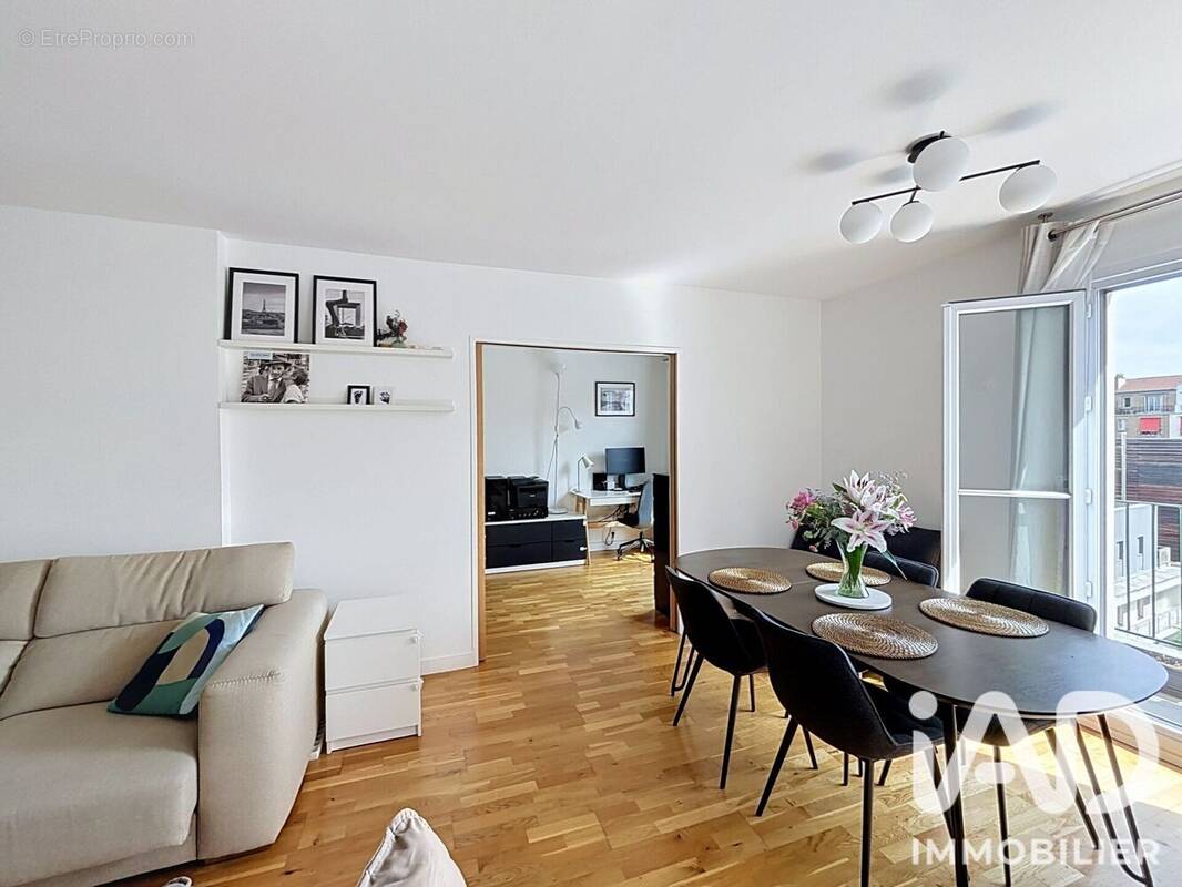 Photo 1 - Appartement à COURBEVOIE