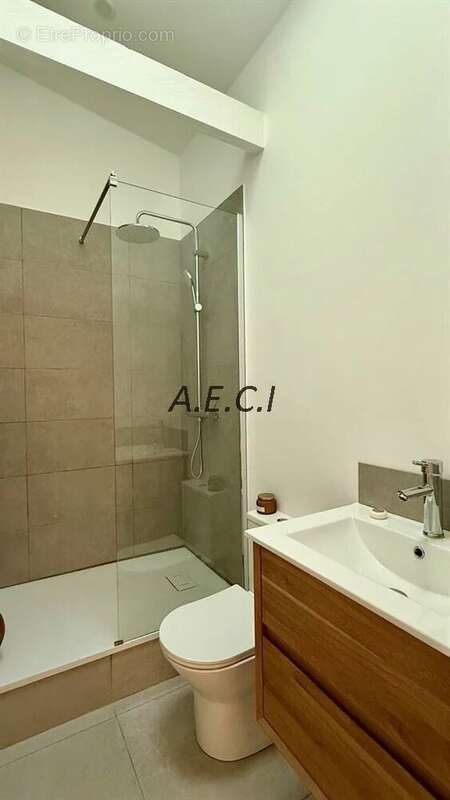 Maison à ASNIERES-SUR-SEINE