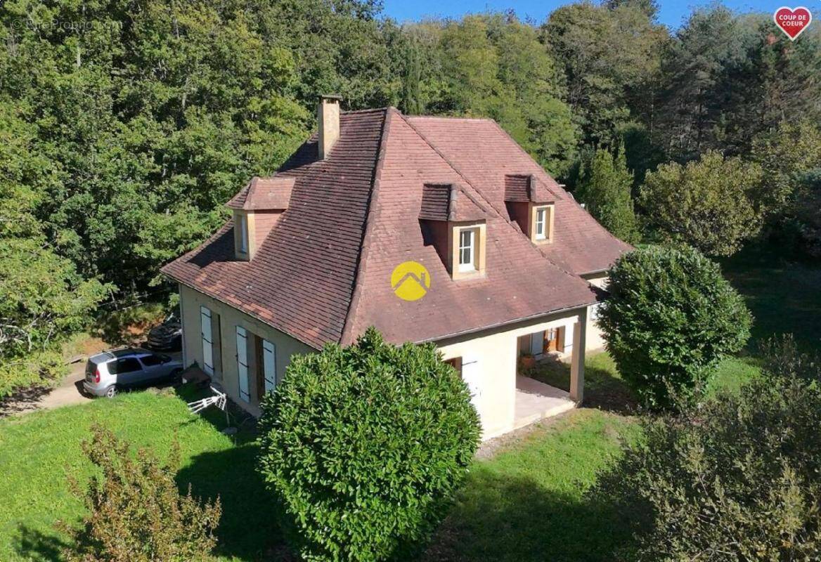 Maison à SAINTE-FOY-DE-LONGAS