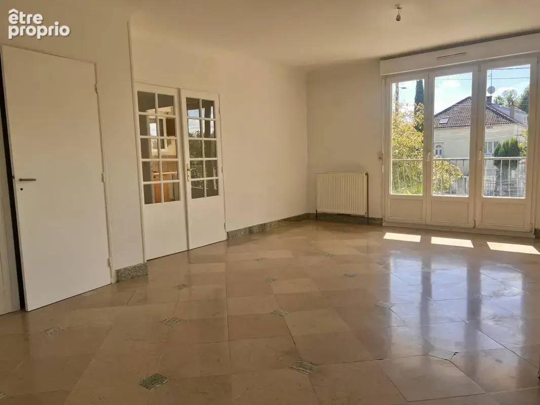 Maison 6 pièces 90 m² à vendre à La Riviere-De-Corps (10440) - photo 3