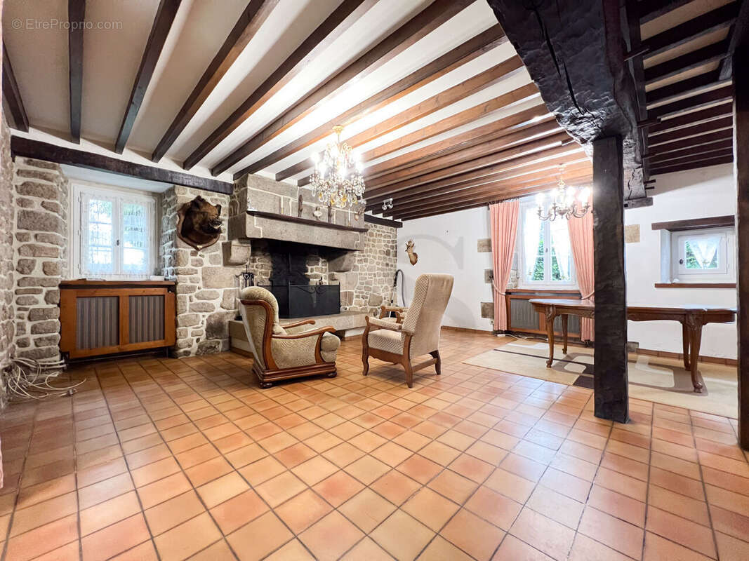 Athis de l'Orne - Maison en pierre avec gîte - photo 2