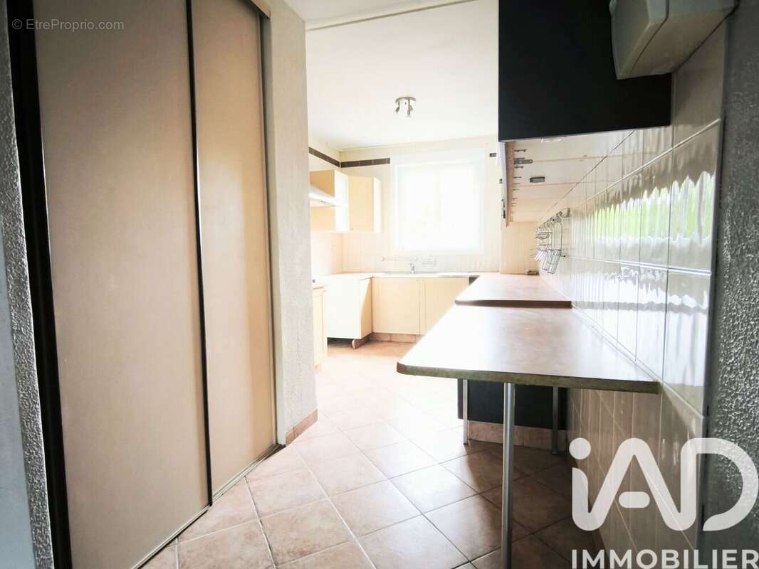Photo 3 - Appartement à SAINT-JEAN-DE-LA-RUELLE